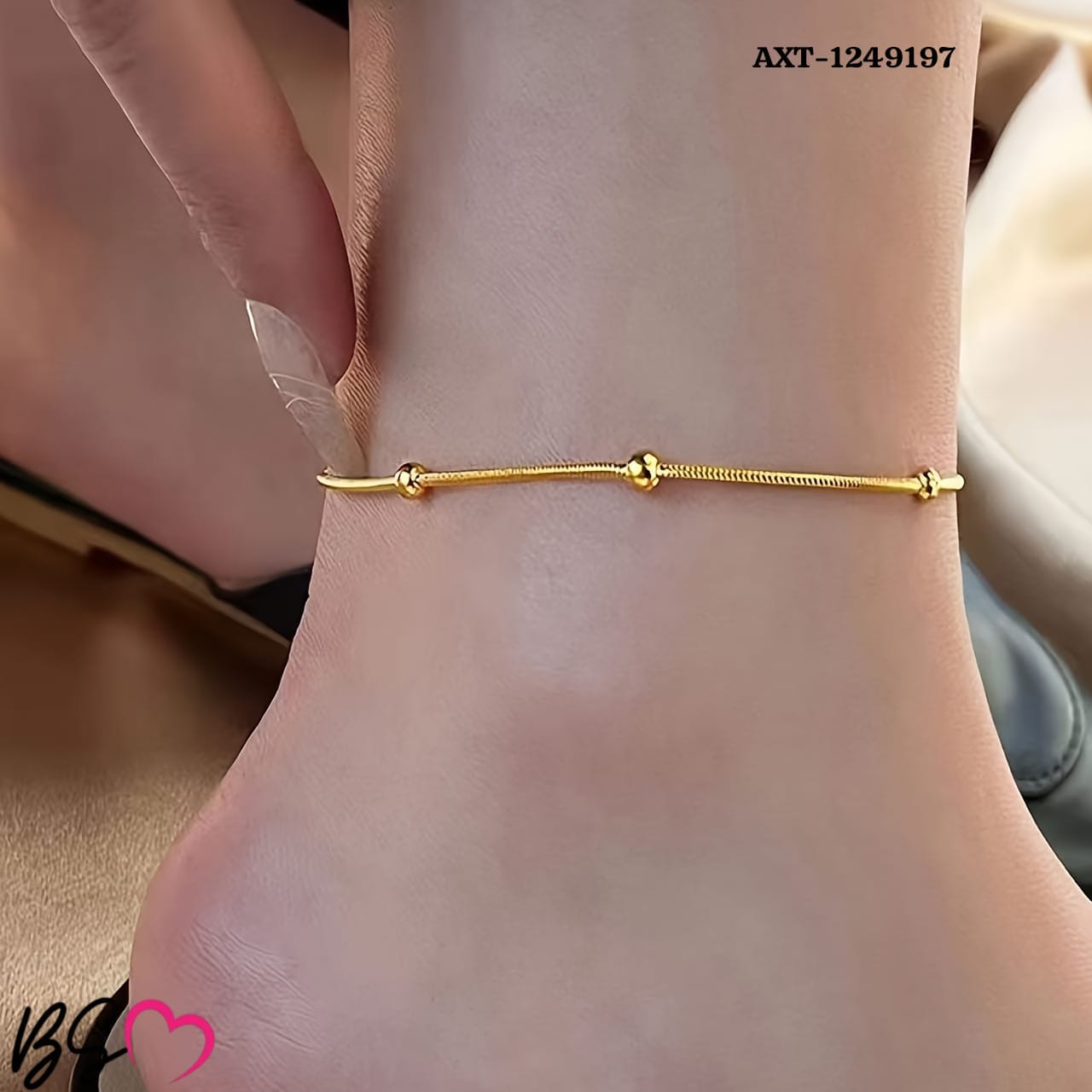 Golden Anklet Bracelet for Women in Pakistan: Elegant Ball Chain Payal