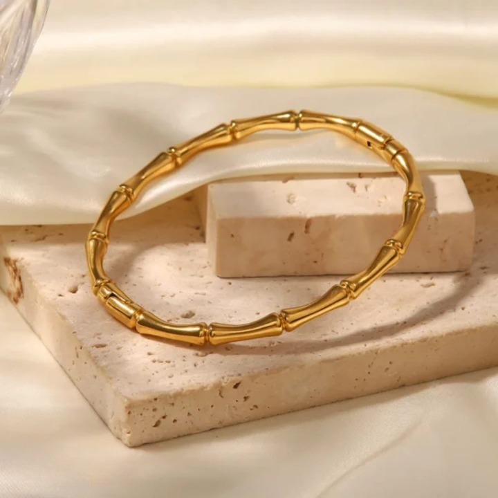 Korean Bangles Design Price in Pakistan: Bamboo & Dot Minimalist Bangles